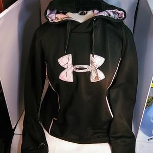 Women's under armour hoodie large